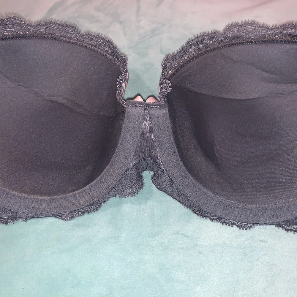 Victoria's Secret Pink Leopard Print Bra - Picture 5 of 6